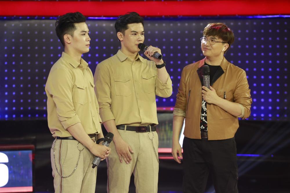 Puka hòa giọng banh nóc cùng trai đẹp sinh đôi ở Giọng Ải Giọng Ai-4