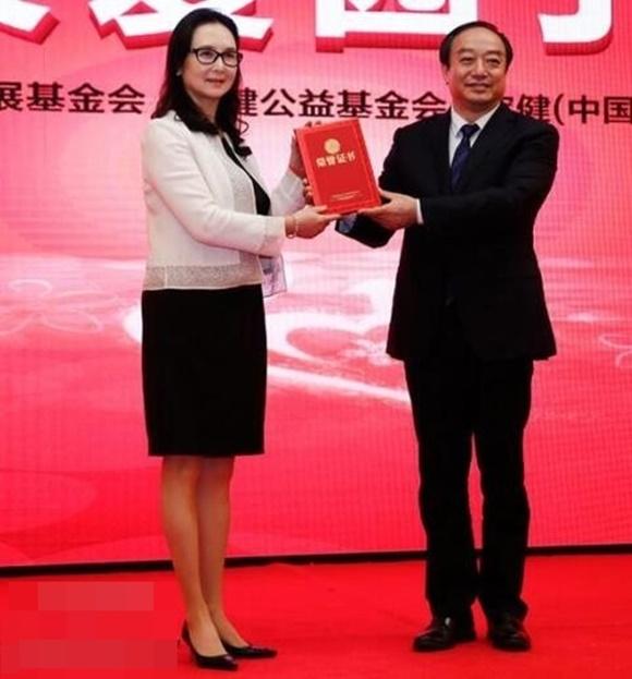 Ngỡ ngàng với 4 tỷ phú liên quan tới dàn sao phim Tây Du Ký 1986-5