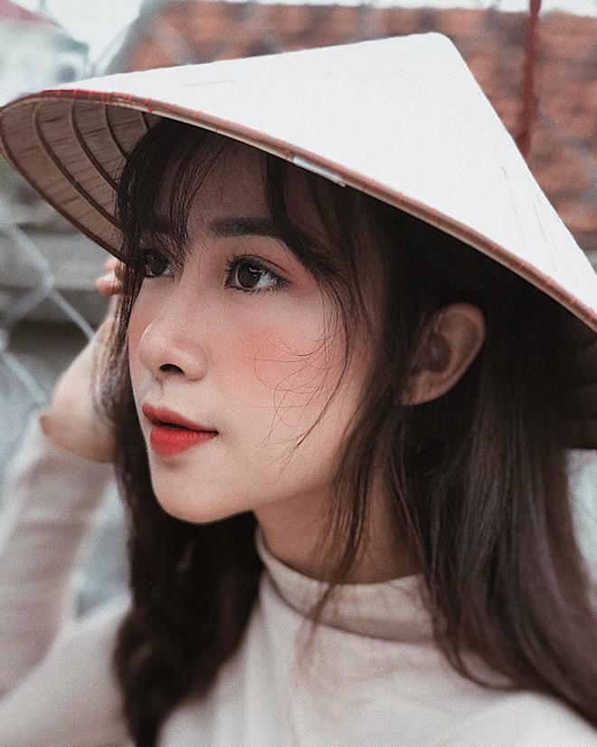 Văn Đức - Nhật Linh liên tục khoe tình cảm sau khi công khai hẹn hò-7