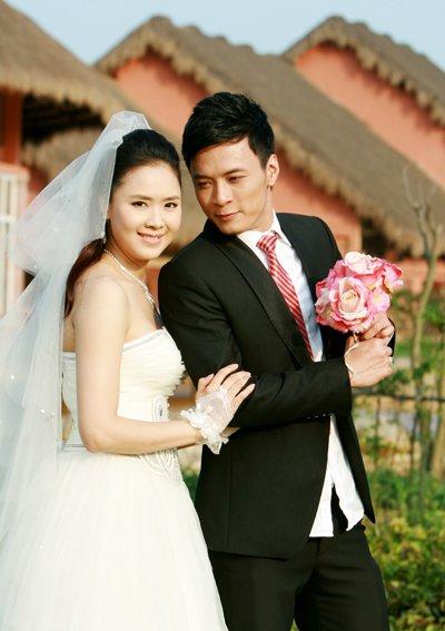 Thi thoảng mới tái xuất màn ảnh, vóc dáng mẹ hai con Hồng Diễm vẫn luôn đẹp đỉnh-1