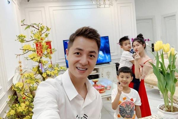 Ghé thăm biệt thự khủng xem gia đình Đăng Khôi - Thủy Anh dọn dẹp đón Tết-14