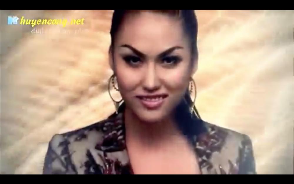 Điểm lại gia tài ca hát dậy sóng thảm họa của Phi Thanh Vân trước khi lên gọi vốn tại Shark Tank-3