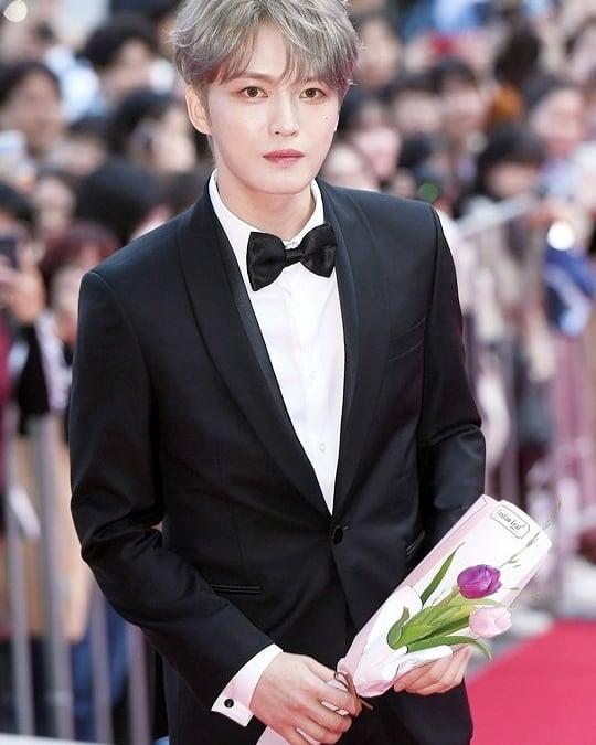 Kim Jaejoong nhận giải thưởng Excellence Award tại lễ trao giải Asia Contents Award.