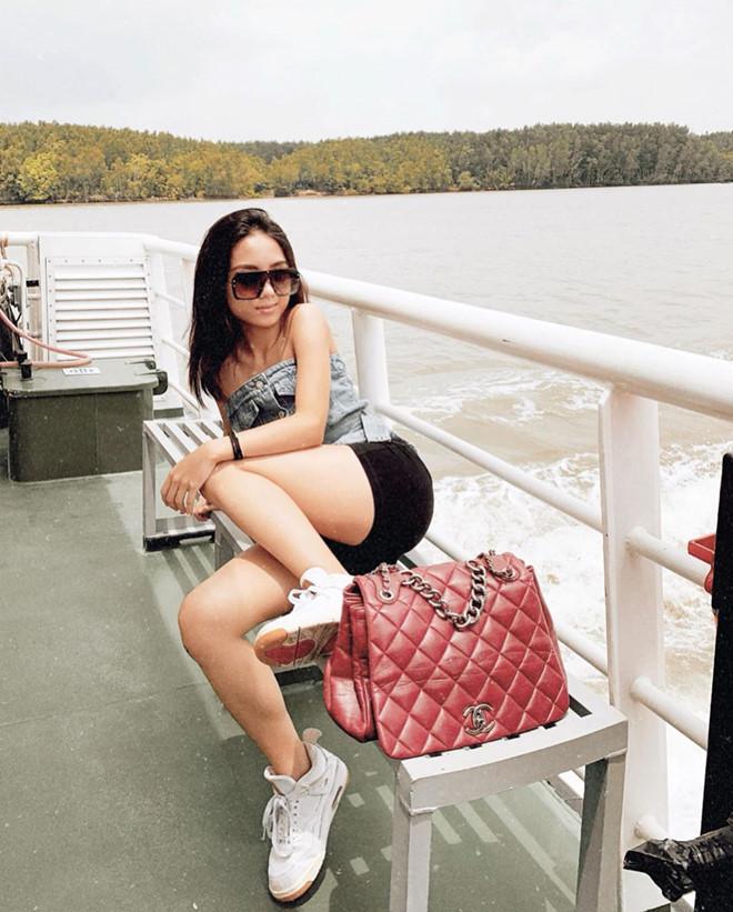 Hậu chia tay Huyme, hotgirl Trúc Anh chăm diện bikini khoe vóc dáng-1
