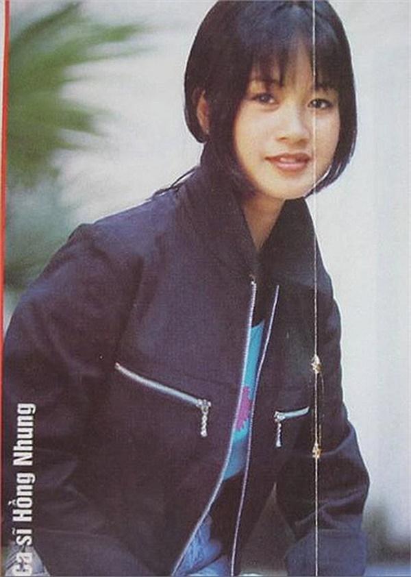 Hình ảnh hiếm thời trẻ của Hồng Nhung.