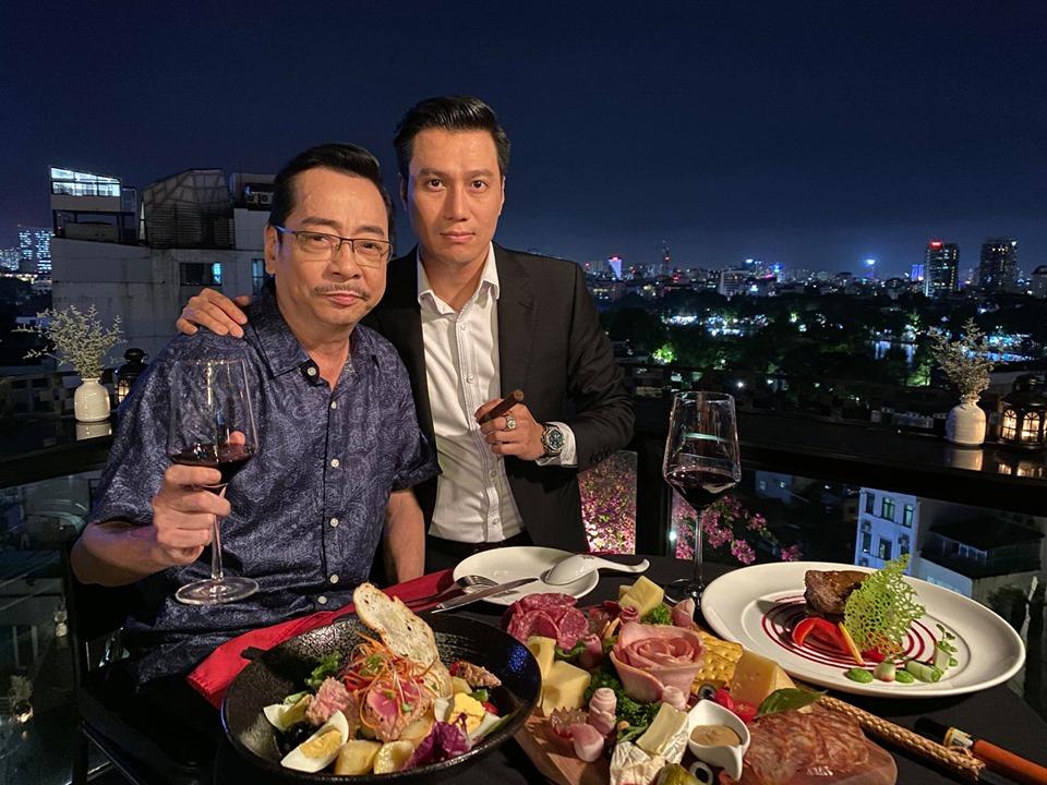 Dung mạo Việt Anh sau dao kéo: Ảnh tự đăng đẹp như soái ca, ảnh bị tag khiến dân mạng hú hồn-4