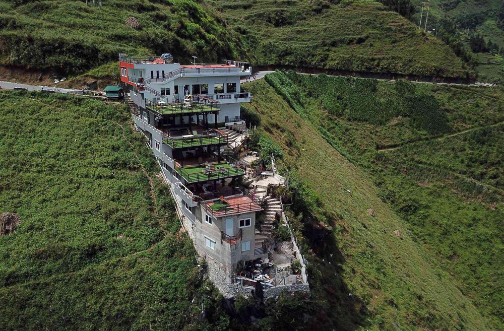 Bà chủ công trình trên đèo Mã Pí Lèng: Tôi không tự ý làm, không xây dựng vụng trộm-3