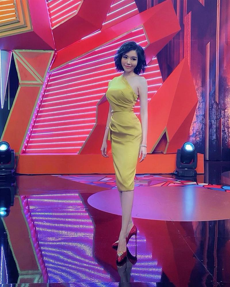 10 ngày ép giảm 4,5kg body như chỉ mành treo gió, Elly Trần than thở: Làm celeb đâu dễ nhai-3