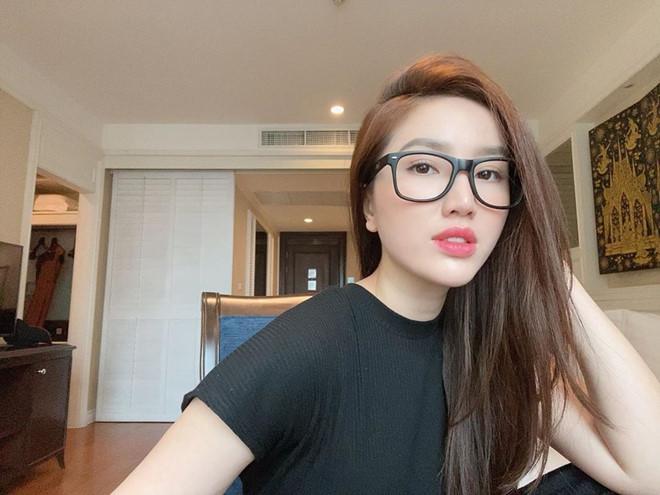 Sao Việt hứa tặng tiền tỷ cho ai có chứng cứ họ đạo nhạc, dao kéo-6