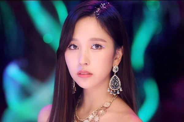 Feel Special tiếp tục chứng minh sức hút: Twice có mặt tại Canadian Hot 100, trở thành album girlgroup bán chạy nhất trên Hanteo 2019-4