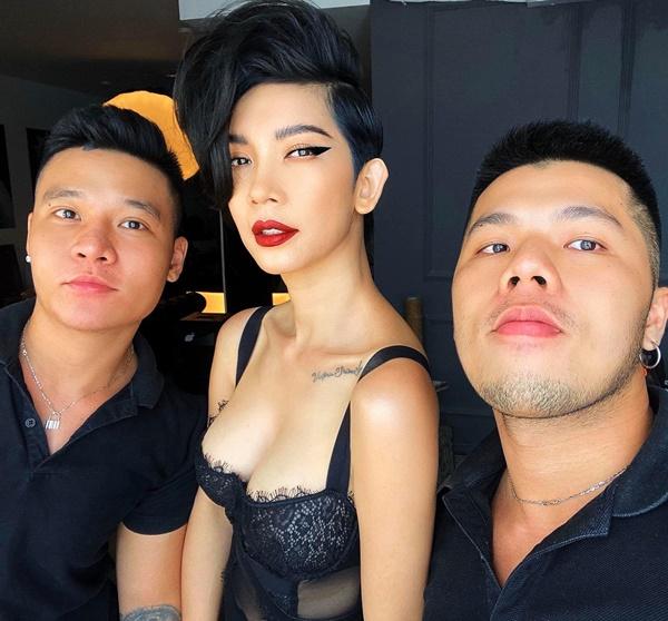 Vòng 1 ngồn ngộn như sắp tràn khỏi váy, Xuân Lan bị nghi phẫu thuật thẩm mỹ ở tuổi ngoại tứ tuần-5