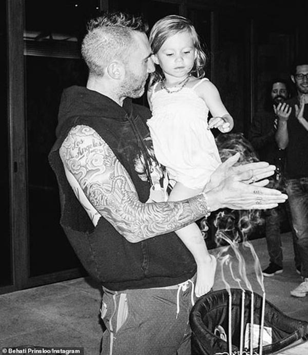 Adam Levine, ca sĩ chính Maroon 5 đau khổ vì con gái không thích nghe nhạc của cha-2