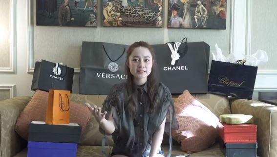 Rich kid Việt gây xôn xao mạng xã hội với màn shopping một lần hết 2,3 tỷ tại trời Tây là ai?-4