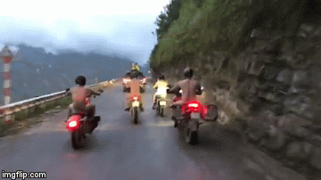 Facebooker đình đám Hiếu Orion rủ bạn khỏa thân lái xe máy tới khách sạn 7 tầng trên đèo Mã Pì Lèng-1