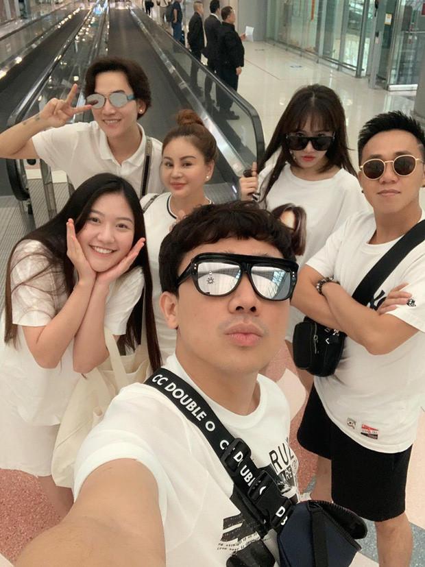 Nhóm bạn thân nhiều ca sĩ, diễn viên nổi tiếng của Trấn Thành-3
