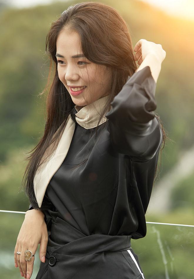 Ồn ào với Erik chưa nguội, quản lý Hương Ly dùng lời lẽ chợ búa tố gia đình hoa dâm bụt vô ơn?-6