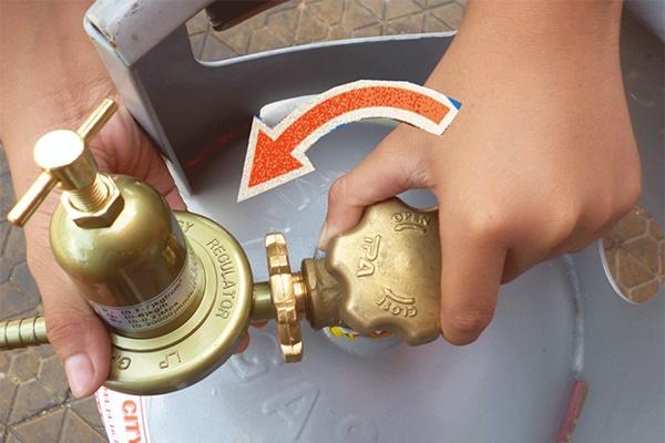 Phát hiện hóa chất độc hại Toluen vượt 17 lần mức cho phép sau vụ cháy tại kho hóa chất-2