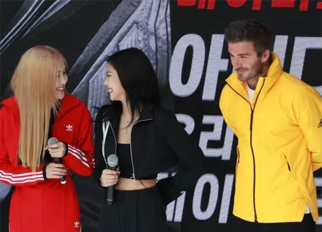 Tranh cãi nảy lửa BLACKPINK đến muộn, bắt David Beckham đợi tận 25 phút nhưng không xin lỗi: Thái độ hay hiểu lầm?-3