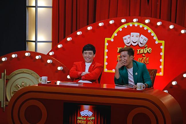 Chỉ một tiếng é hai sinh viên khiến Trường Giang - Trấn Thành cười mỏi miệng ở Thách Thức Danh Hài-3