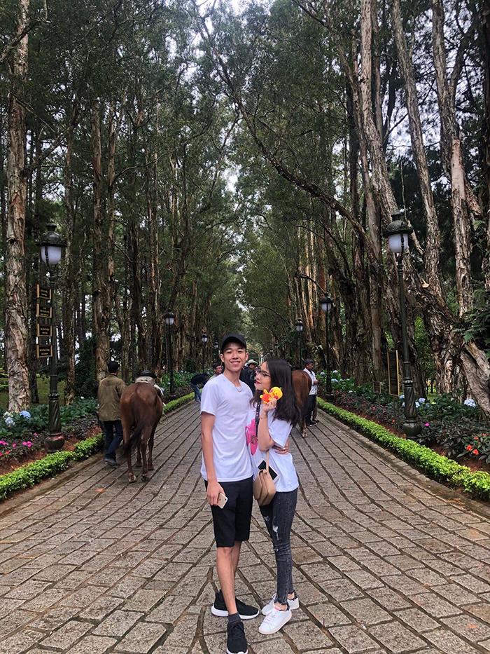 Thả vu vơ sticker làm quen, ai dè 5 tháng sau lấy ngay được vợ-4