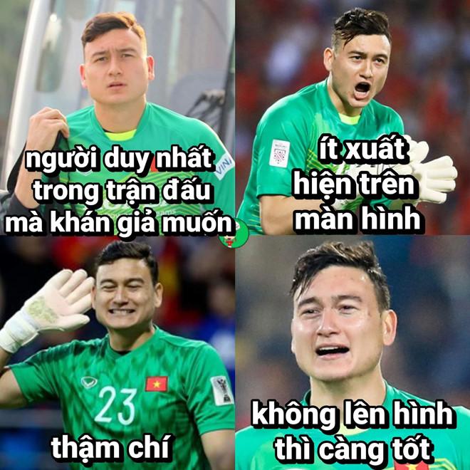 Ảnh chế Văn Lâm muốn rảnh để uống tà tưa trước trận gặp Malaysia-4