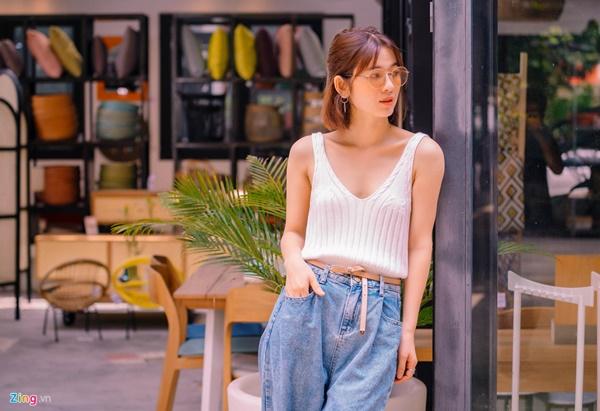 Ảnh đời thường cô hầu khiến 2 cậu chủ si mê ở Tiếng sét trong mưa-5