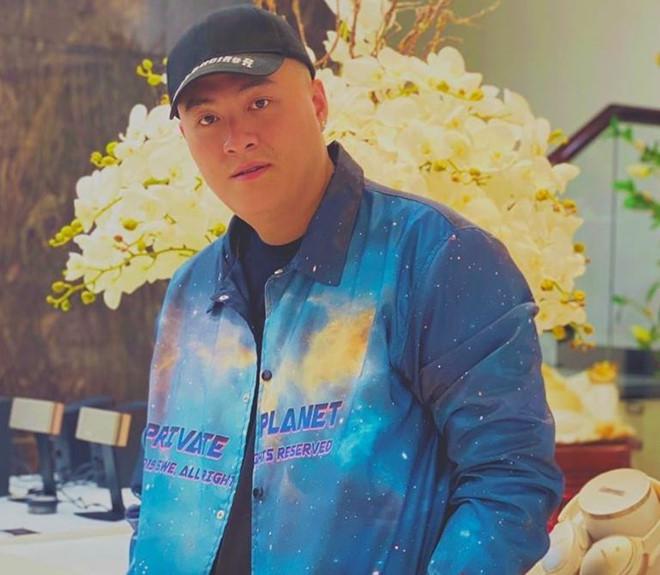 Các rich kid chi tiền tỷ mua sắm, chăm khoe đồ hiệu lên mạng-4