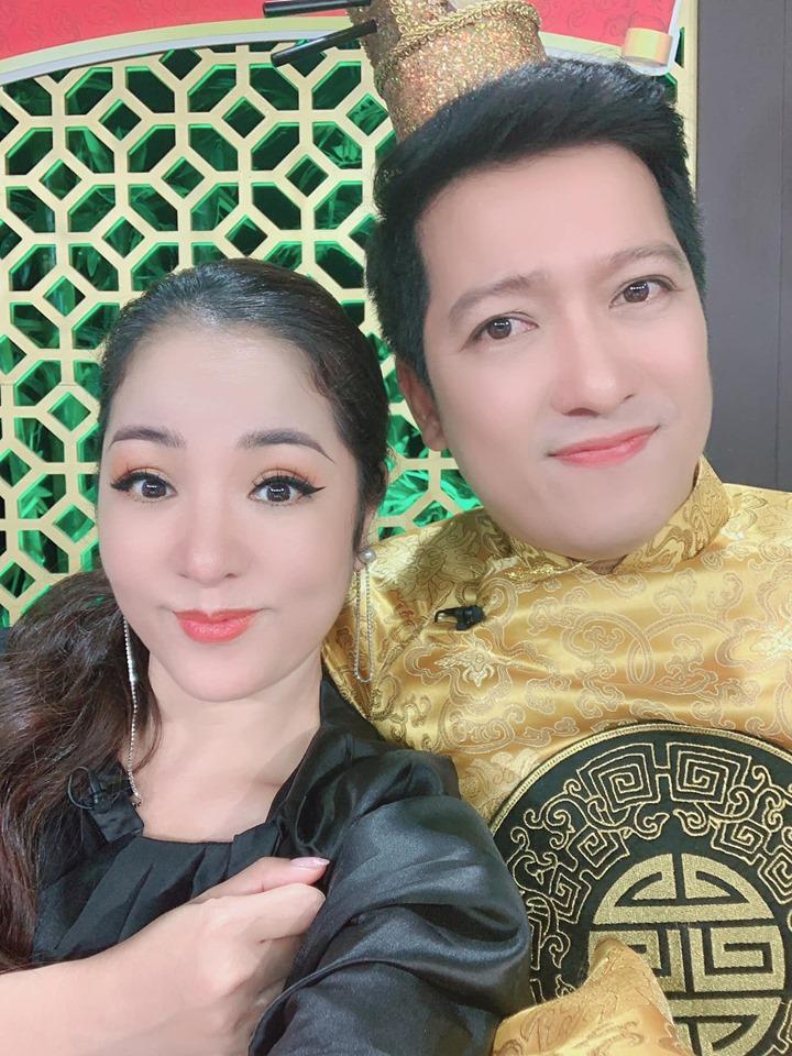 Trường Giang gây ngỡ ngàng với mắt xanh môi hồng bánh bèo hết phần thiếu nữ-1