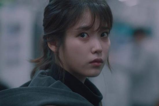 Lỡ miệng gợi ý, tôi sững sờ khi thấy chồng sắp cưới ở nhà cô hàng xóm