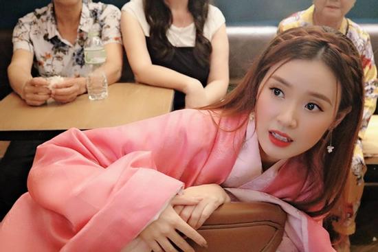 Midu được phong 'thánh lật kèo' khi đưa ra lý do thiếu thuyết phục về tỷ số trận Việt Nam - Malaysia