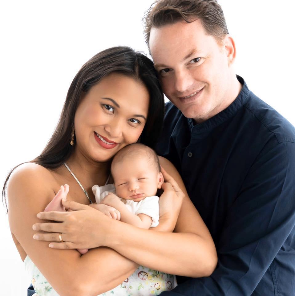 Ngắm quý tử sơ sinh đáng yêu của chồng cũ Hồng Nhung và vợ mới-2