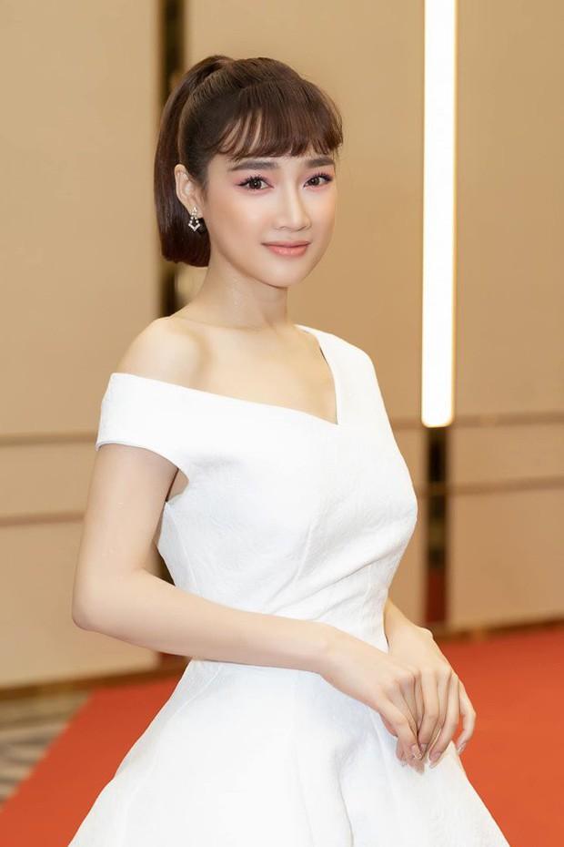 Trường Giang - Nhã Phương xuất hiện nhưng liên tục không đeo nhẫn cưới-3