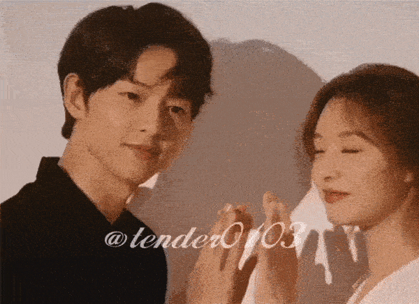 Phản ứng của Song Hye Kyo khi Song Joong Ki được gán ghép với bạn diễn-1