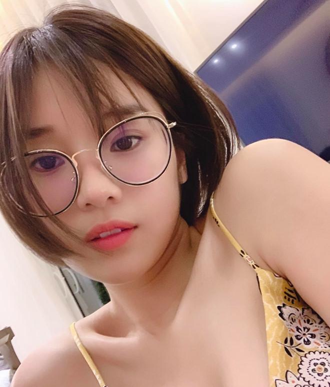 Sắc vóc của 4 sao Việt đóng phim kinh dị gắn mác 18+-5