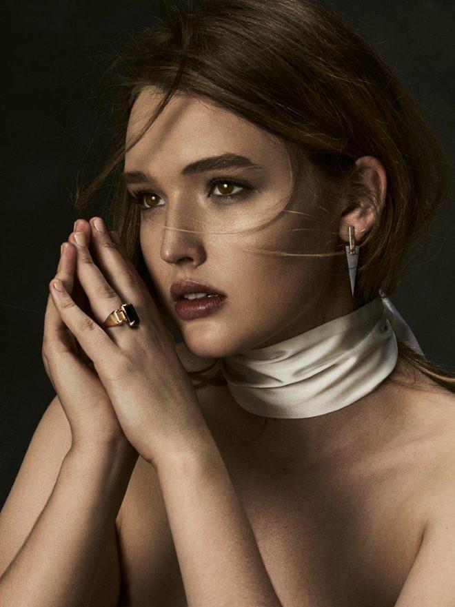 Liam Hemsworth hẹn hò với sao nữ gợi cảm sau ly hôn-3