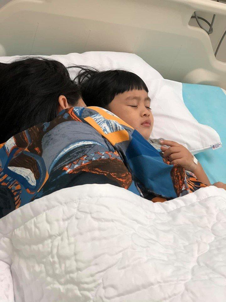 Ngọc Lan một mình vất vả chăm con đau ốm, Thanh Bình có động thái bác bỏ nghi án vô tâm-2