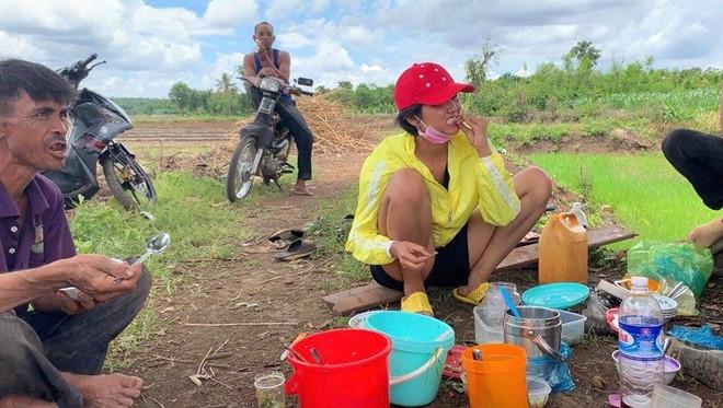 Những sở thích bình dân nhưng độc lạ, khó đỡ của 3 nàng hoa hậu HHen Niê - Mai Phương Thúy - Tiểu Vy-15