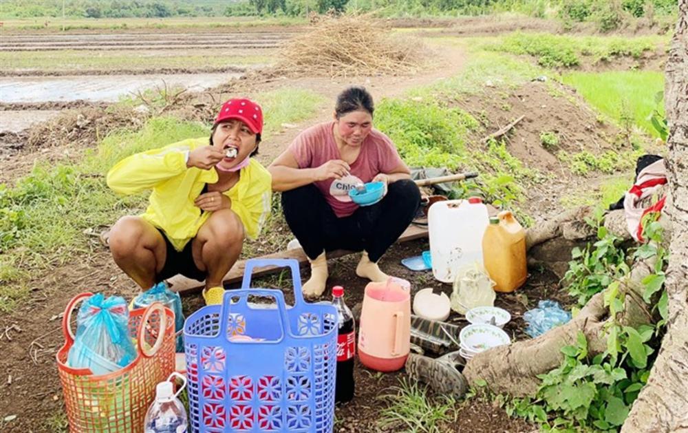 Những sở thích bình dân nhưng độc lạ, khó đỡ của 3 nàng hoa hậu HHen Niê - Mai Phương Thúy - Tiểu Vy-16