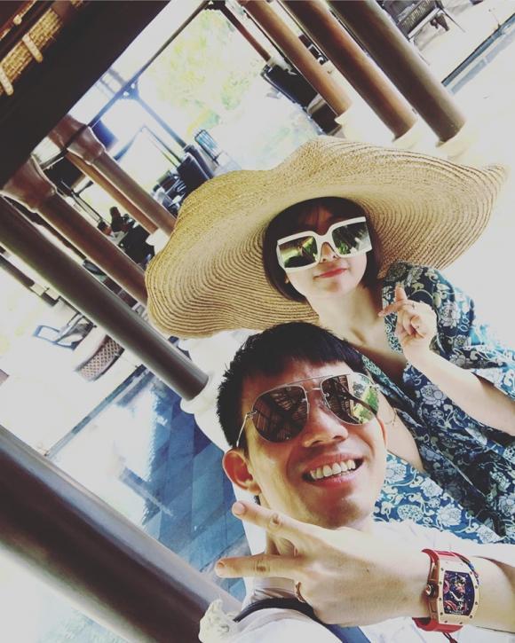 Kỷ niệm 7 năm ngày cưới, vợ chồng Minh Nhựa lại viết ngôn tình sến sẩm dành tặng đối phương-2