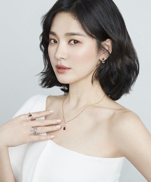 Sau 3 tháng lang bạt bên ngoài hậu ly hôn, Song Hye Kyo cuối cùng cũng chịu về nhà-2