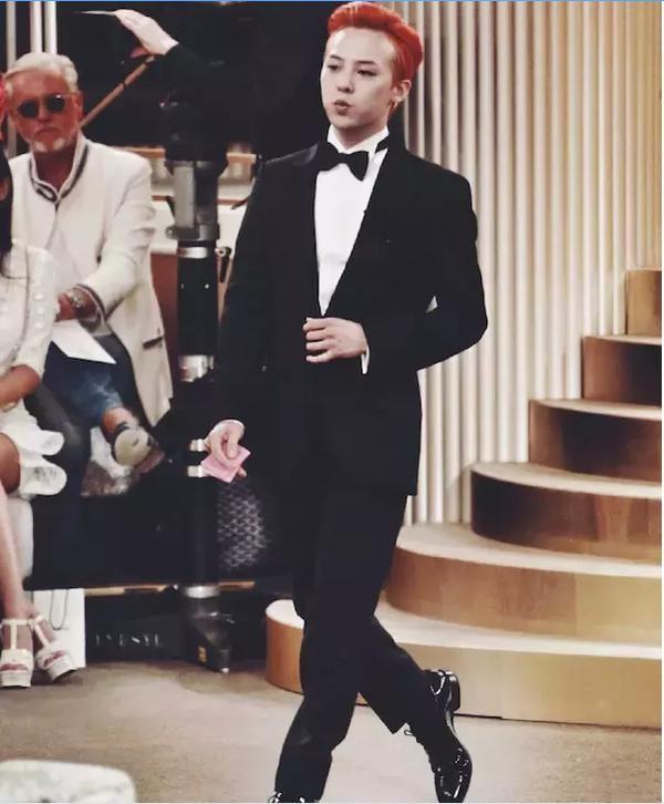 G-Dragon bảnh bao dự đám cưới chị gái và những lần chàng thơ Chanel khiến triệu cô gái đổ gục với suit-3