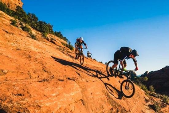 Đường mòn xe đạp nguy hiểm đến mức khóc thét