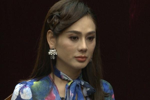 Vòng tay 5 tỷ thất lạc đã về lại với Lâm Khánh Chi nhờ sự tốt bụng của người lao công-4