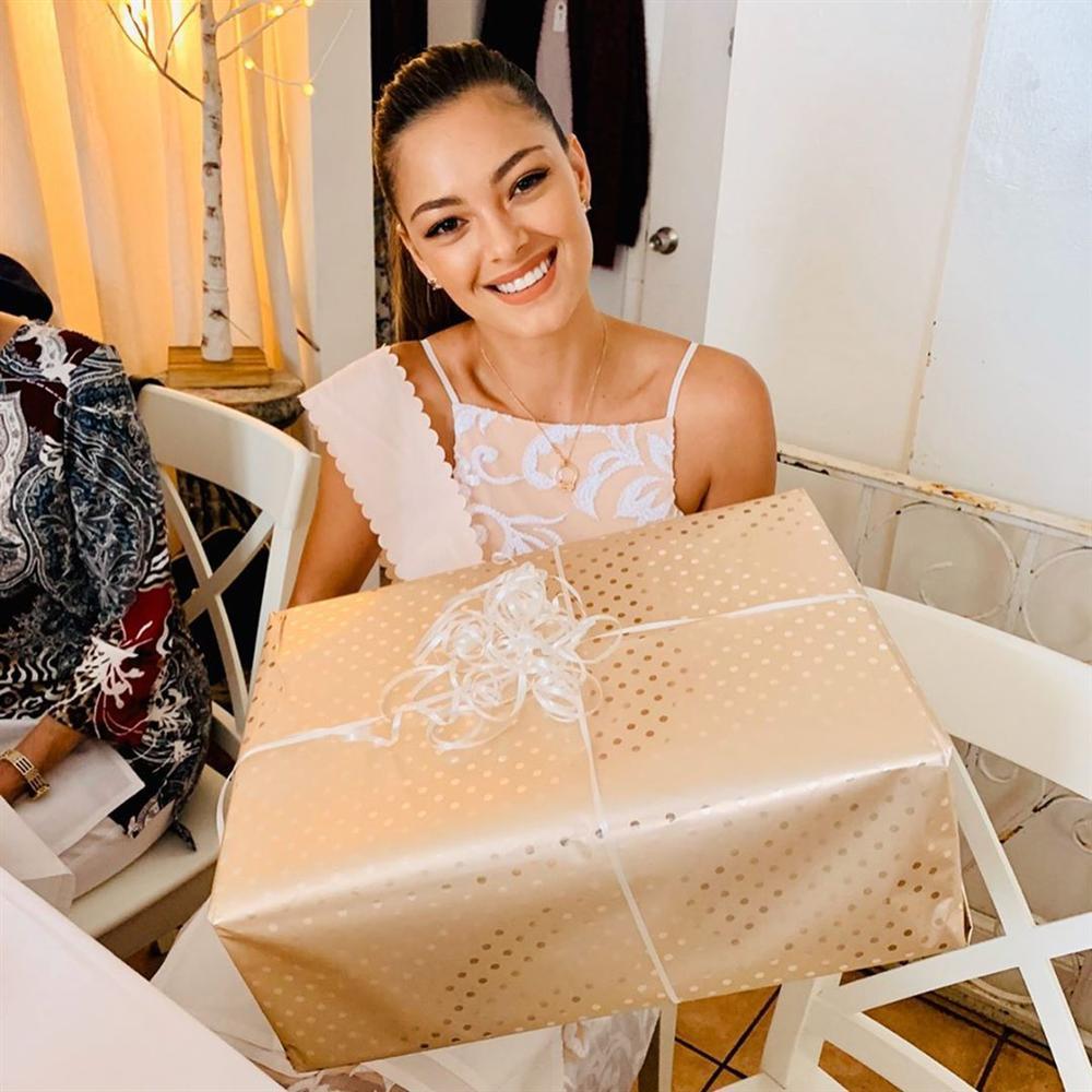 Bản tin Hoa hậu Hoàn vũ 13/10: Thẫn thờ trước giai nhân sắc nước hương trời, hậu bối khó lòng bì kịp-6