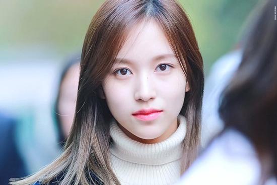 Ba nữ thần có gương mặt mộc đẹp nhất nhóm TWICE
