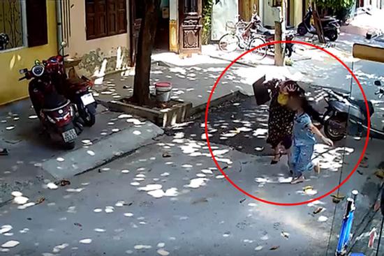 Đánh ghen xôn xao MXH: Vợ bị 'Tuesday' vừa chửi vừa đánh chảy máu đầu, chồng ngồi im kệ vợ gào đến ngất xỉu