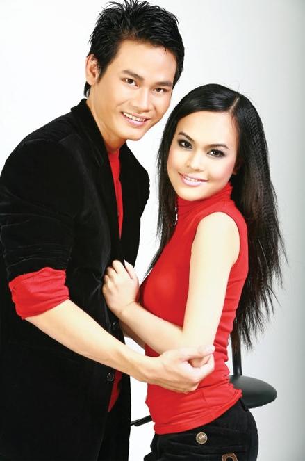 Kỉ niệm 20 năm bên nhau, MC đình đám VTV làm ai cũng ghen tị trước hành động với bà xã-2