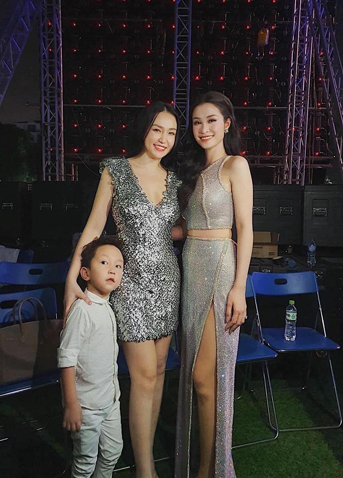 Sao Việt khen: Đông Nhi tài sắc và hạnh phúc vẹn toàn, cả nước hãy học theo 2 bạn này-6