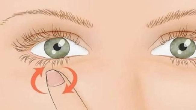 Nếu có 3 dấu hiệu lạ này trên cơ thể, đừng vội sợ hãi vì may mắn sắp đến ngập đầu rồi đó-1