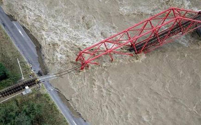 Cảnh tàn phá khủng khiếp siêu bão tím bầm trời gây ra ở Nhật-3